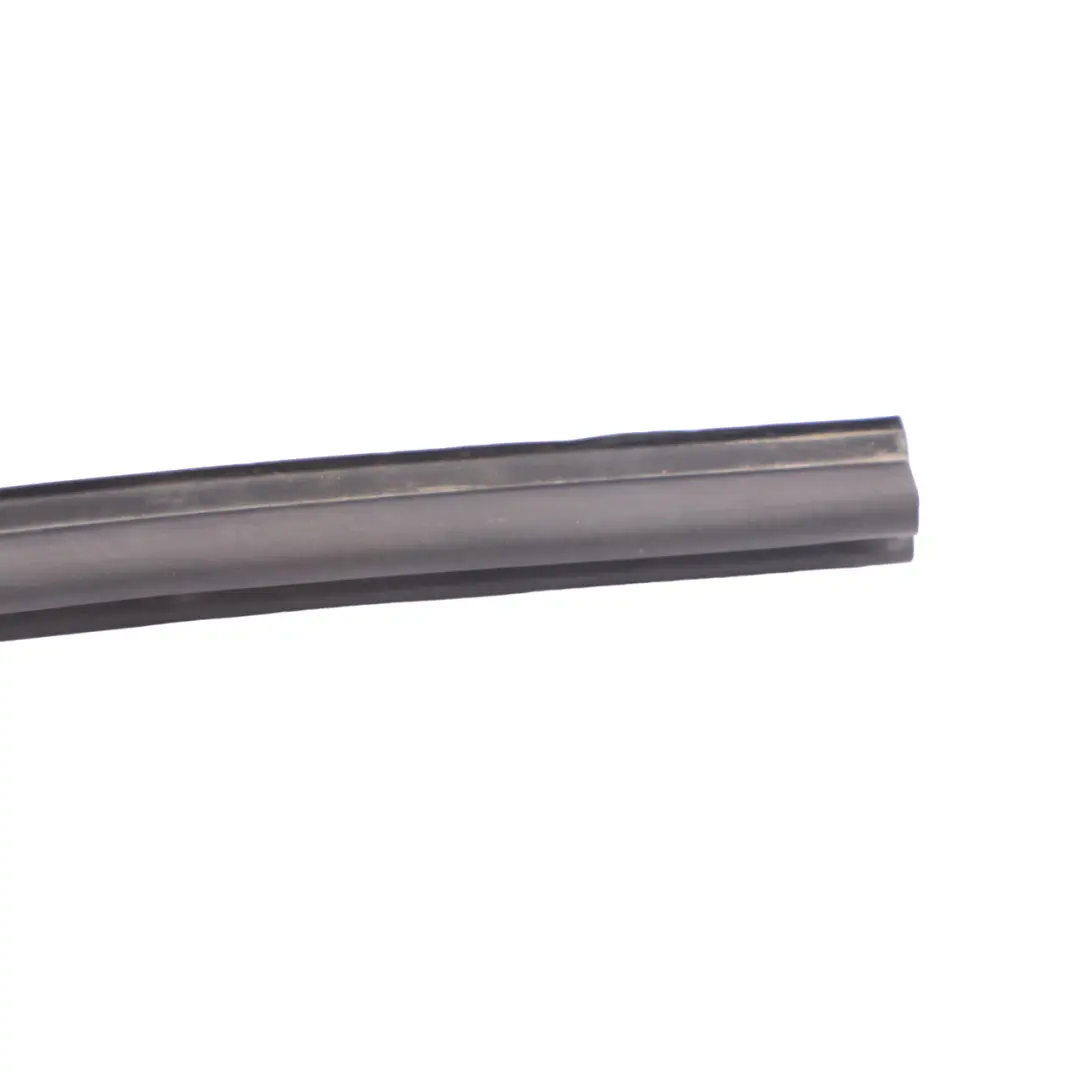 Mercedes W213 C238 Griglia Radiatore Anteriore Modanatura Guarnizione - SKU A2136280900 - Numero di parte A2136280900