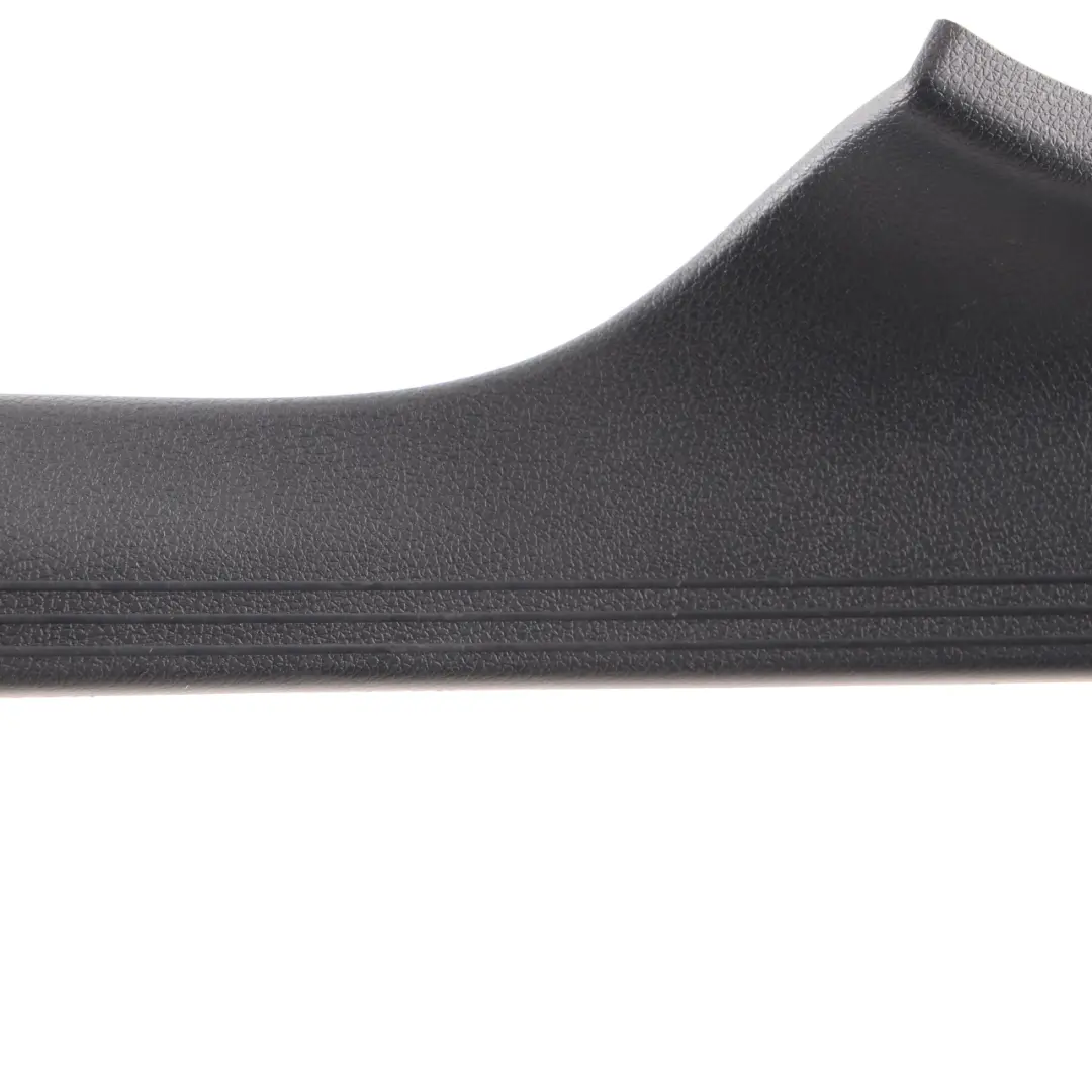 Mercedes W213 Bande D'Entrée Cache Intérieur Arrière Gauche - SKU A2136808502 - Numéro de pièce A2136808502