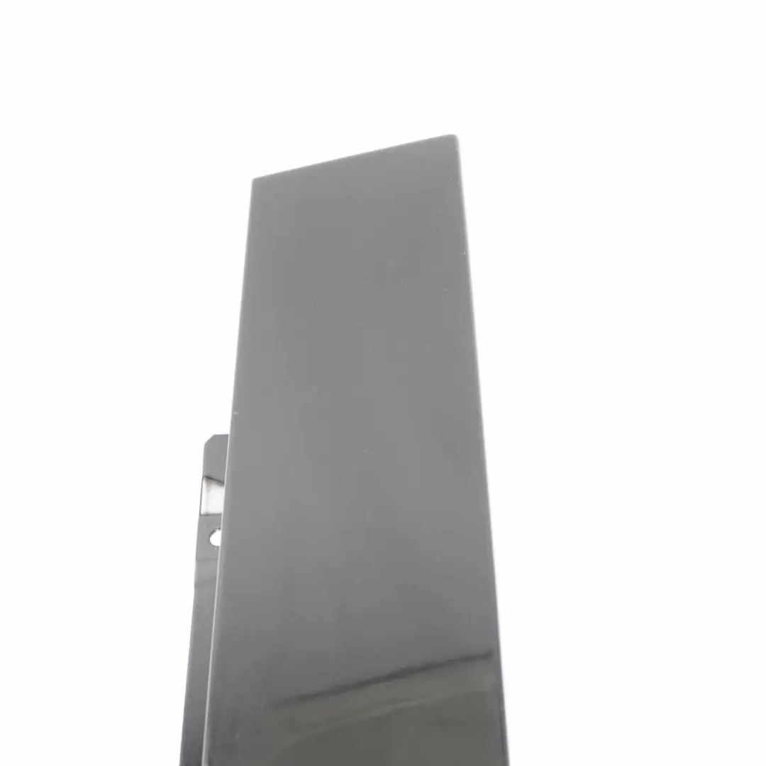 Finitura Copricristallo Porta Anteriore Sinistra per Mercedes W213 con numero di parte A2136900187 Mercedes W213 Finitura Copricristallo Porta Anteriore Sinistra - SKU A2136900187 - Numero di parte A2136900187