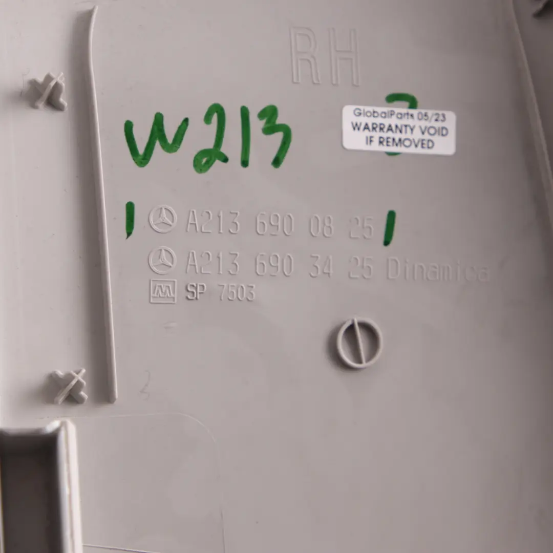 Trim Cover Säule rechts B-Säule Panel schwarz für Mercedes W213 mit Teilenummer A2136900825 Mercedes W213 Trim Cover Säule rechts B-Säule Panel schwarz - SKU A2136900825 - Teilenummer A2136900825