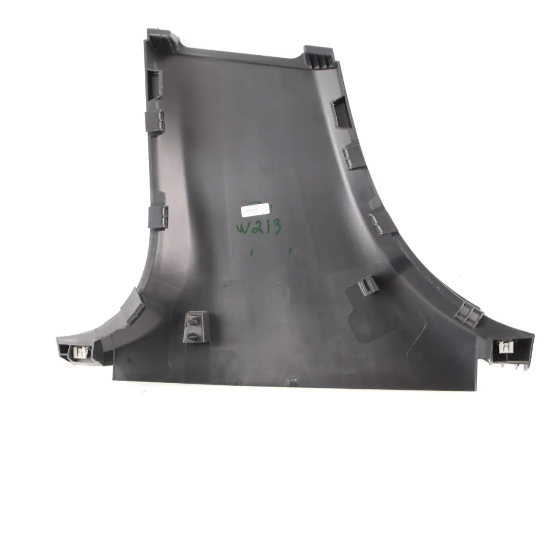 Columna Derecha B-Pilar Panel Negro para Mercedes W213 con número de pieza A2136901225 Mercedes W213 Columna Derecha B-Pilar Panel Negro - SKU A2136901225 - Número de pieza A2136901225
