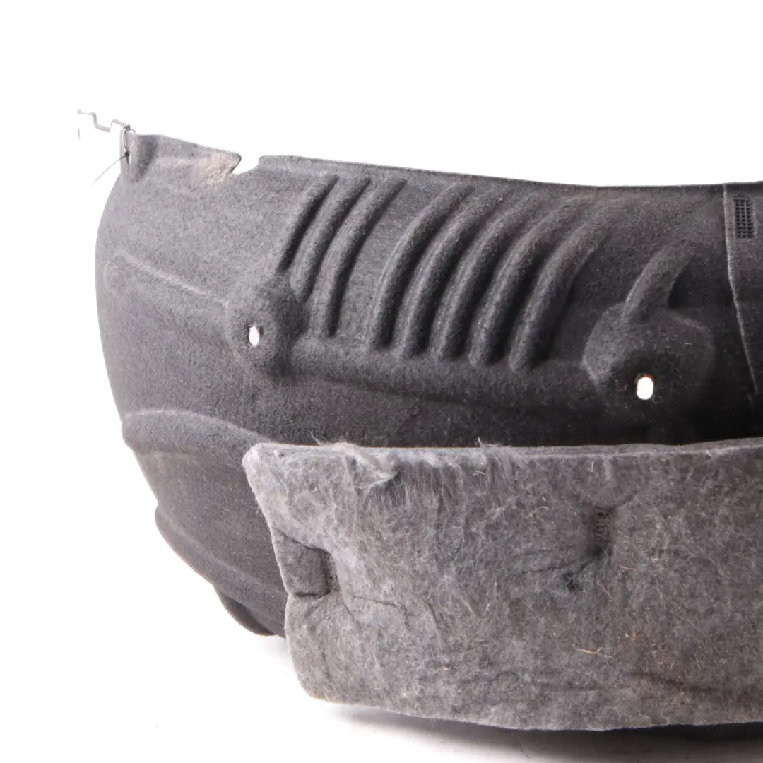 Tapa Embellecedora Del Paso De Rueda Trasero Izquierdo para Mercedes W213 con número de pieza A2136909104 Mercedes W213 Tapa Embellecedora Del Paso De Rueda Trasero Izquierdo - SKU A2136909104 - Número de pieza A2136909104