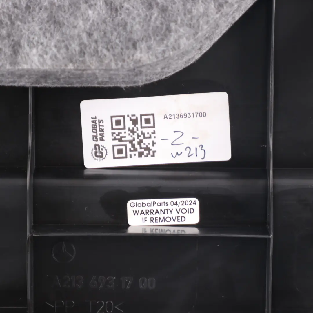 Alfombra Maletero Panel Trasero Revestimiento para Mercedes W213 con número de pieza A2136931700 Mercedes W213 Alfombra Maletero Panel Trasero Revestimiento - SKU A2136931700 - Número de pieza A2136931700