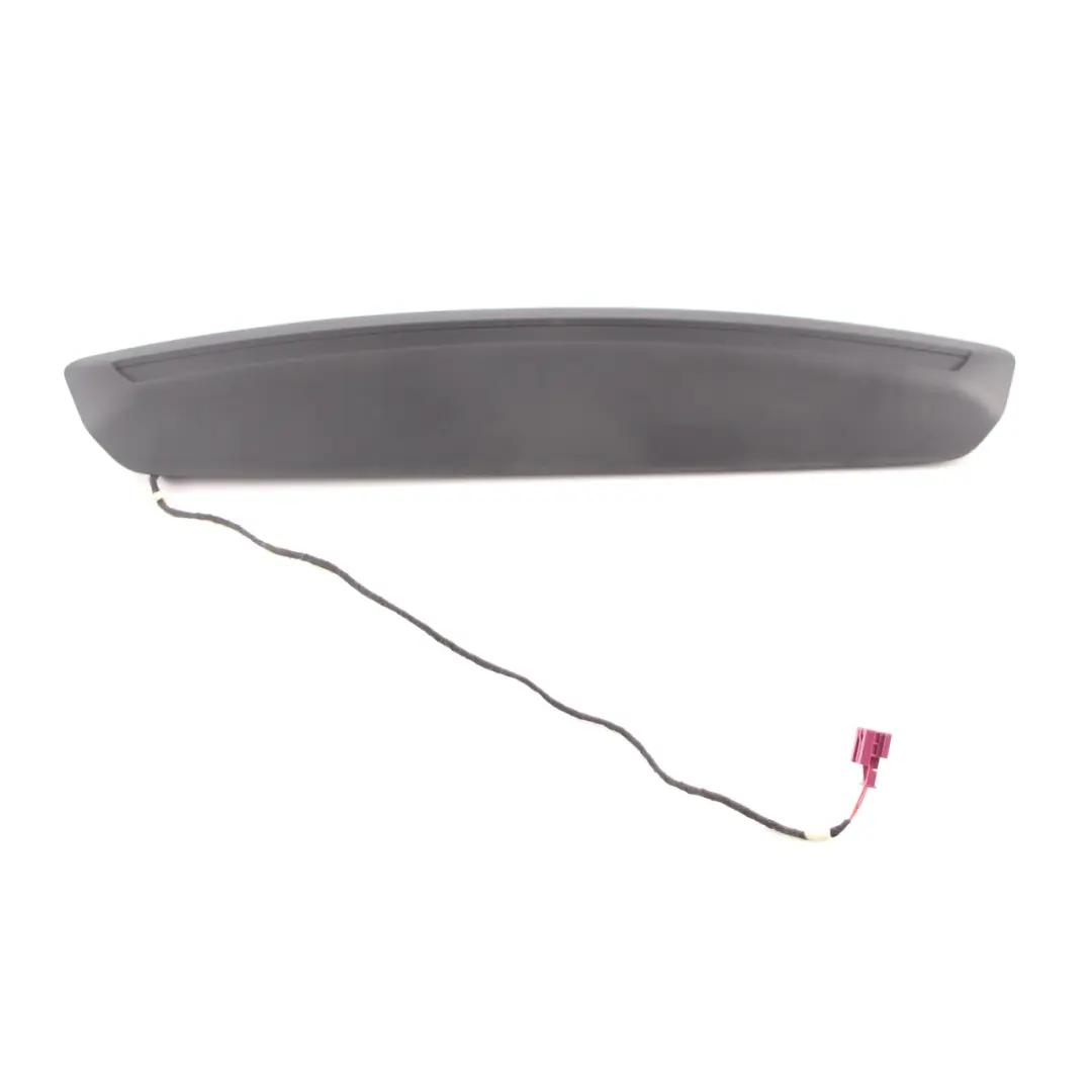 Lampada di stop aggiuntiva terza luce freno posteriore per Mercedes W213 con numero di parte A2136941100 Mercedes W213 Lampada di stop aggiuntiva terza luce freno posteriore - SKU A2136941100 - Numero di parte A2136941100