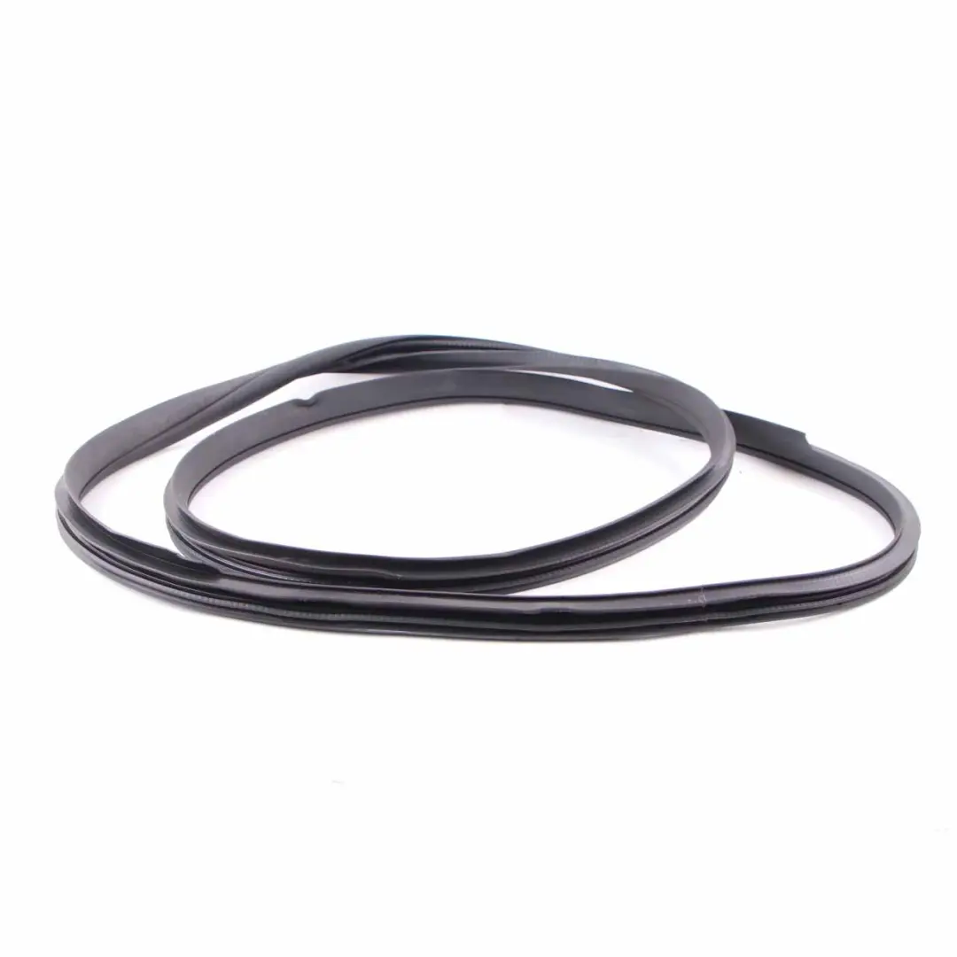 Protezione della guarnizione anteriore sinistra destra per Mercedes W213 con numero di parte A2136970051 Mercedes W213 Protezione della guarnizione anteriore sinistra destra - SKU A2136970051 - Numero di parte A2136970051