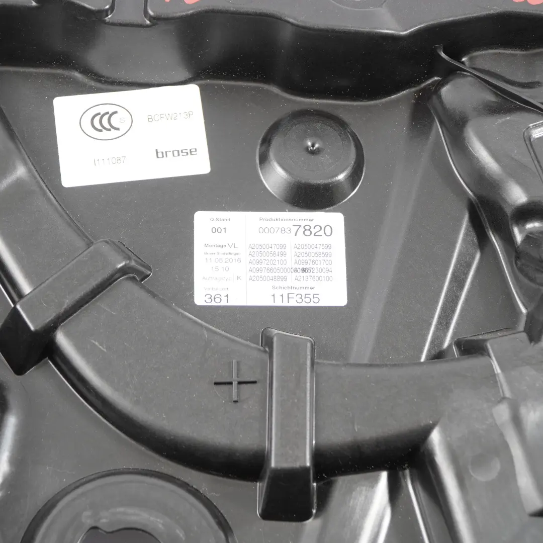 Mercedes W213 Alzacristalli Regolatore Anteriore Sinistro Telaio - SKU A2137205105 - Numero di parte A2137205105