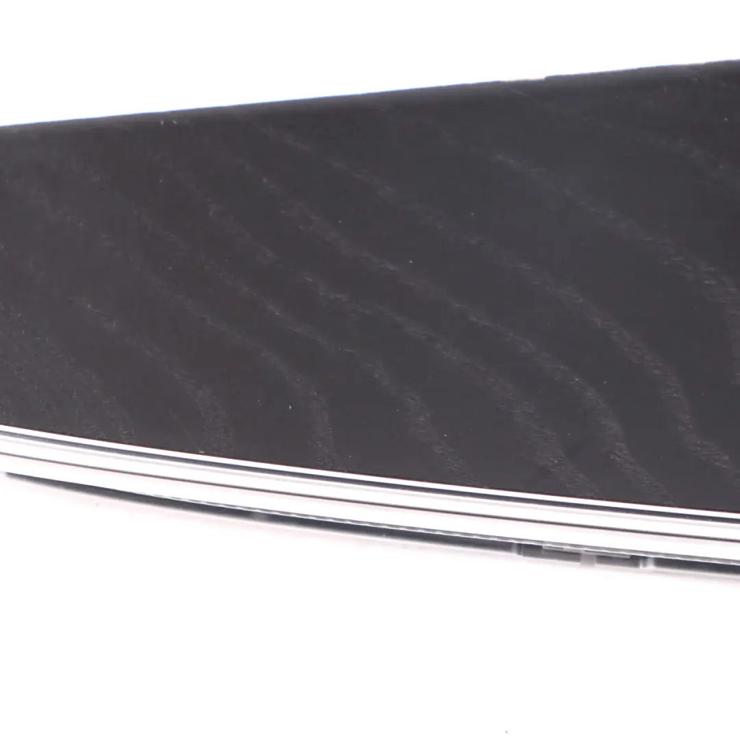 panel delantera izquierda Negro Madera Burmester para Mercedes W213 con número de pieza A2137206703 Mercedes W213 panel delantera izquierda Negro Madera Burmester - SKU A2137206703 - Número de pieza A2137206703