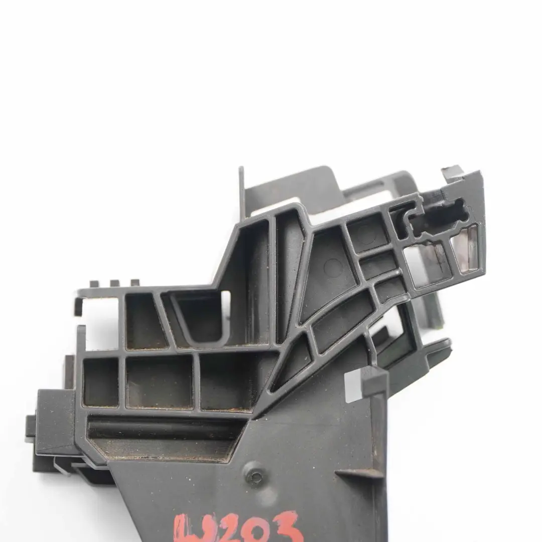 Mercedes W213 Tür griff halterung Lager halterung Trim vorne links - SKU A2137230300 - Teilenummer A2137230300