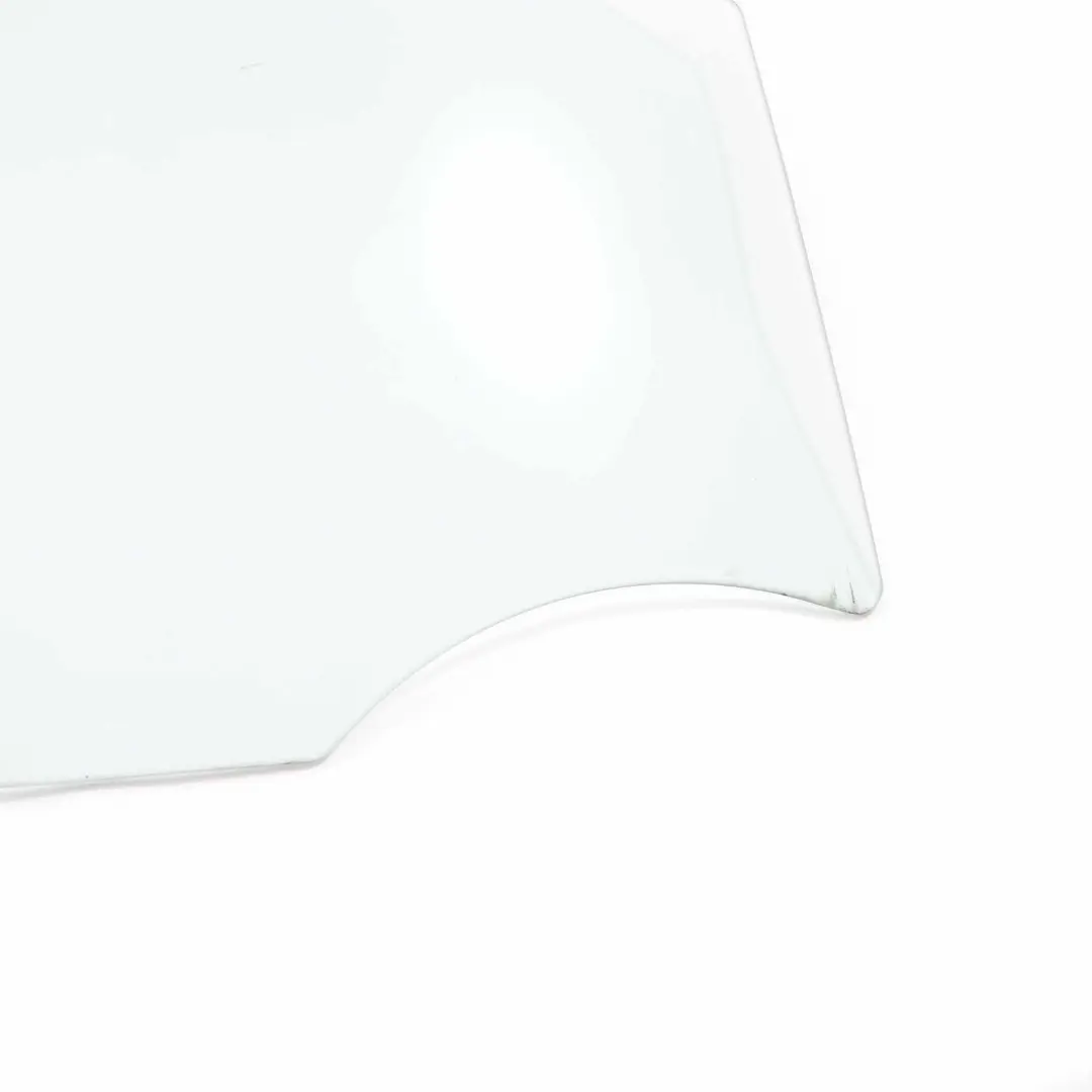 Mercedes W213 Glace de Porte Avant Droite Vitrage Vert AS2 - SKU A2137250210 - Numéro de pièce A2137250210