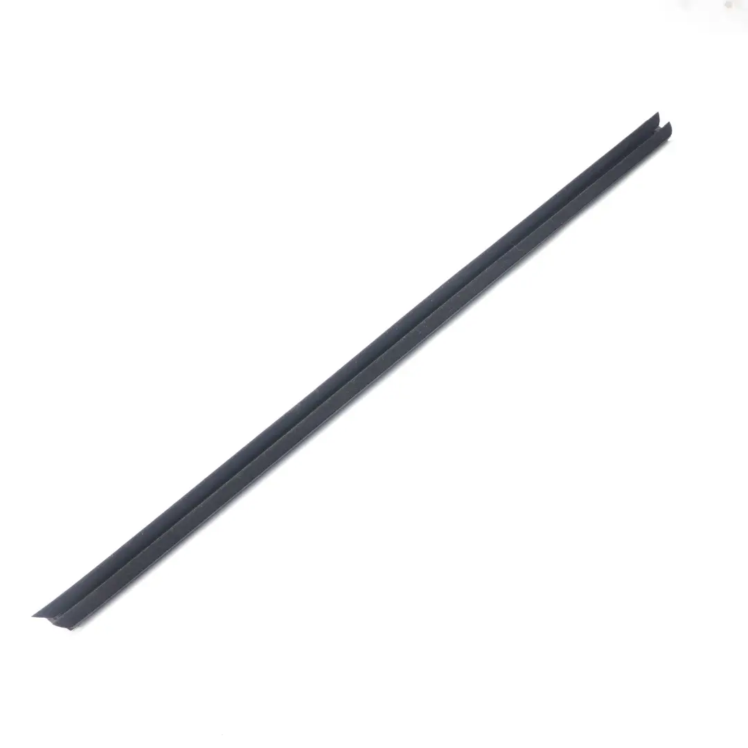 Mercedes W213 Guarnizione Finestra Porta Anteriore Destra Tenuta - SKU A2137250465 - Numero di parte A2137250465