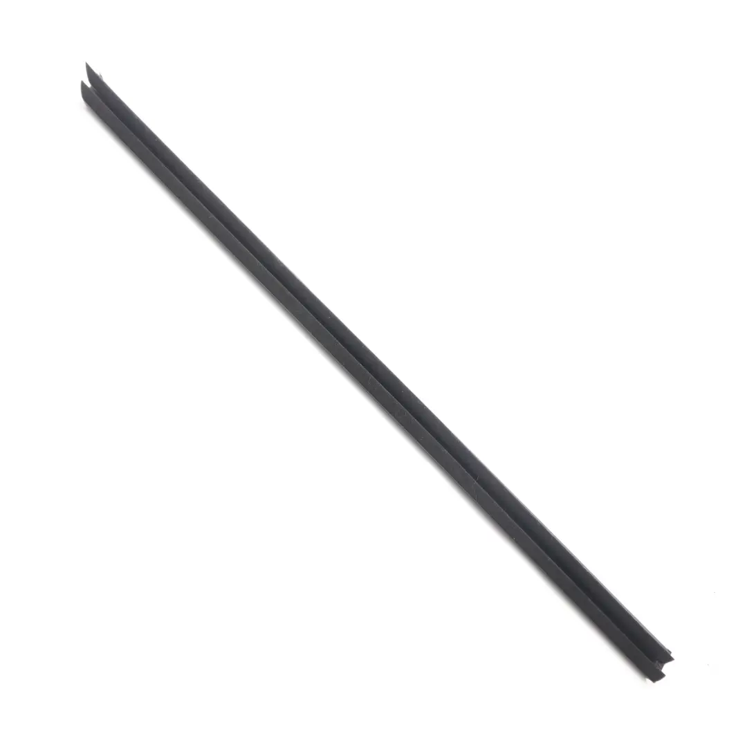 Mercedes W213 Guarnizione Finestra Porta Anteriore Destra Tenuta - SKU A2137250465 - Numero di parte A2137250465