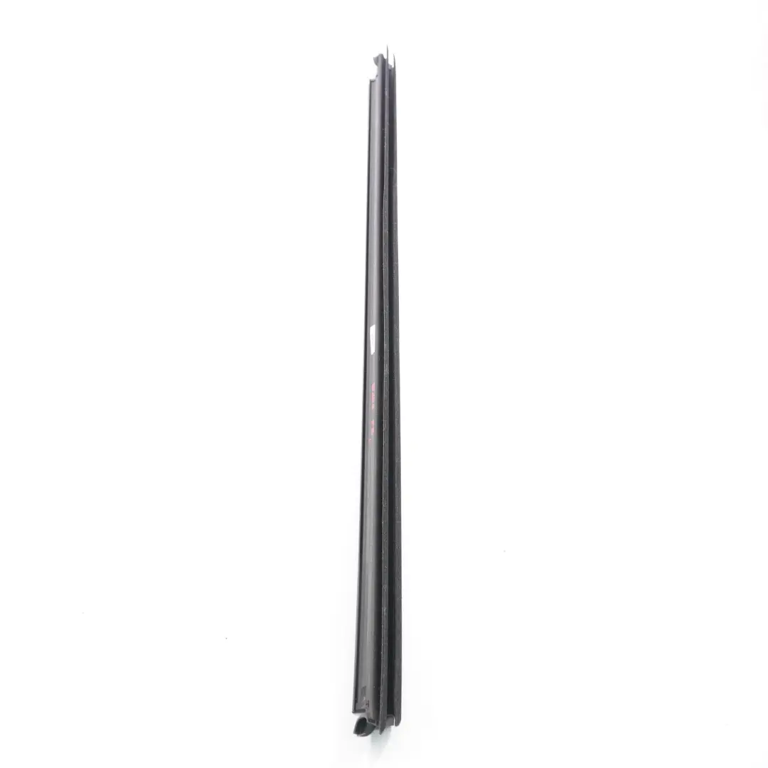 Mercedes W213 Ventana Sello Puerta Delantera Derecha Junta Sellado - SKU A2137250465 - Número de pieza A2137250465