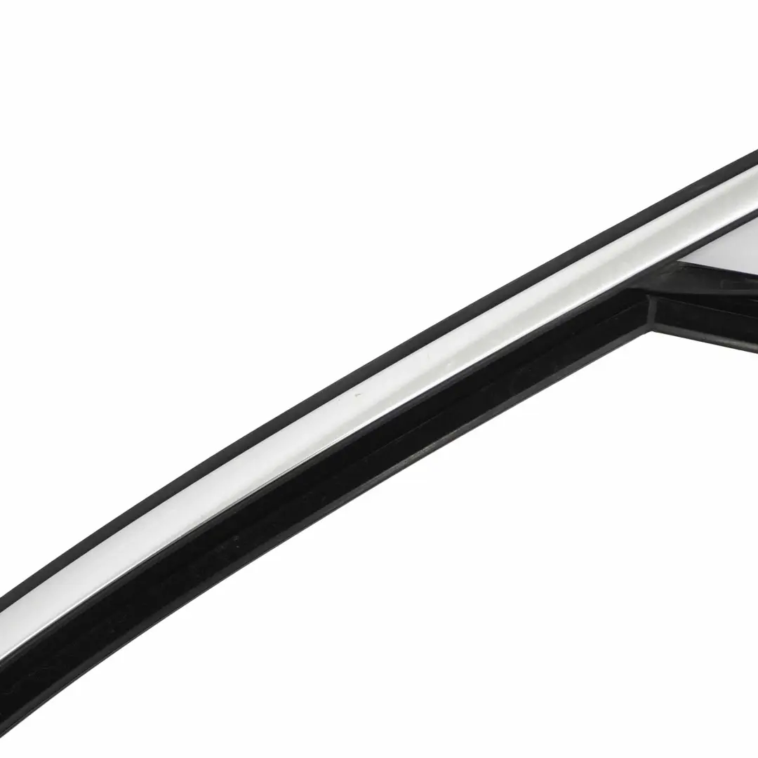 Door Seal Window Front Right O/S Guide Frame Chrome to Mercedes W213 with Part number A2137252800 Mercedes W213 Door Seal Window Front Right O/S Guide Frame Chrome - SKU A2137252800 - Part number A2137252800