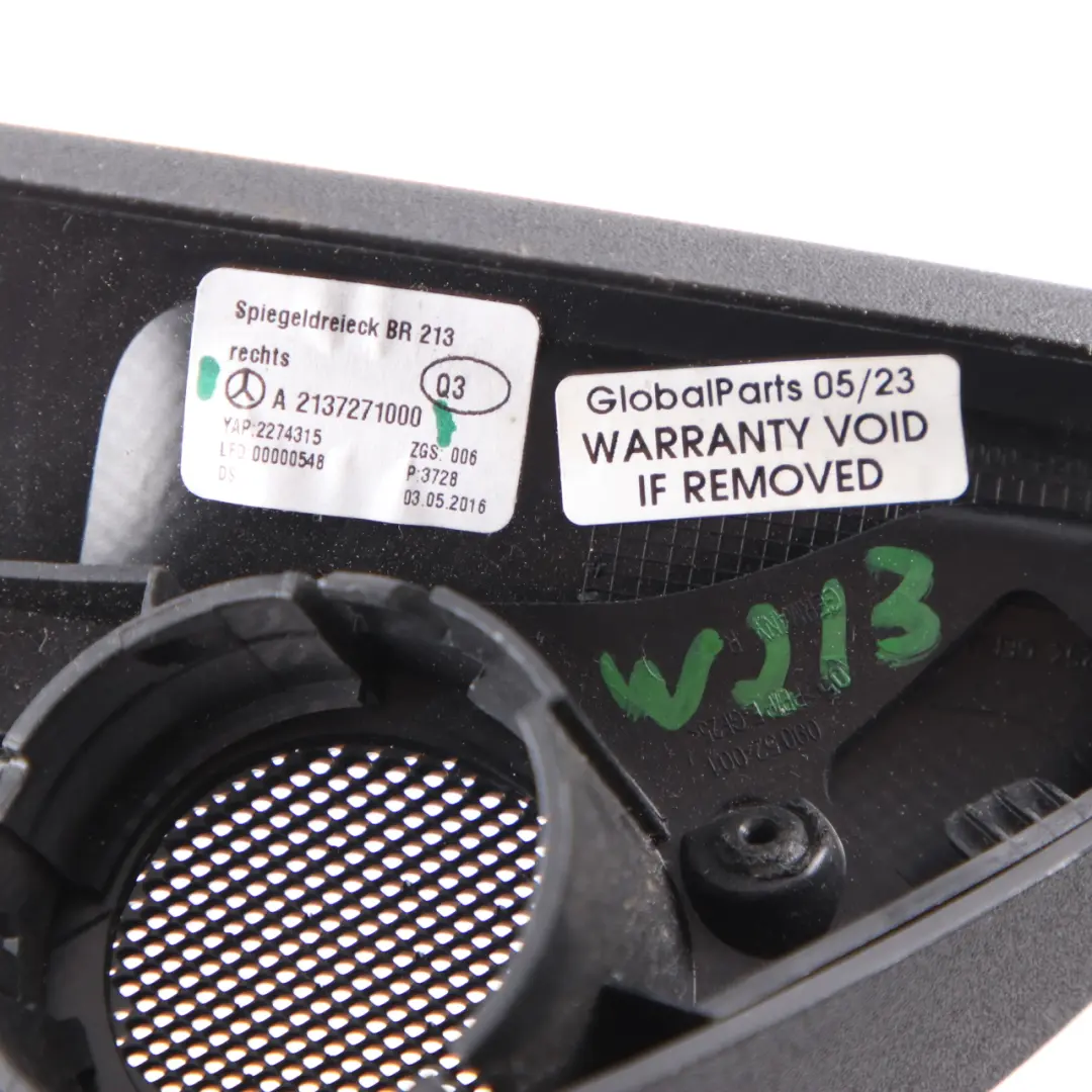 Tapa Altavoz Triángulo Delantero Derecho Trim Negro para Mercedes W213 con número de pieza A2137271000 Mercedes W213 Tapa Altavoz Triángulo Delantero Derecho Trim Negro - SKU A2137271000 - Número de pieza A2137271000