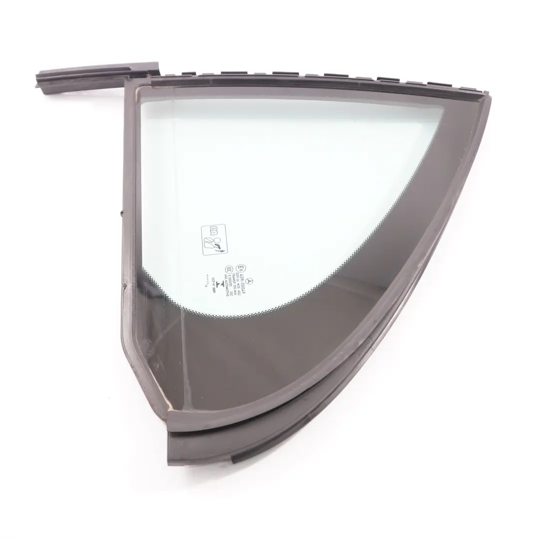 Mercedes W213 Fensterscheibe Hintertür links Viertel Grün AS2 - SKU A2137300155 - Teilenummer A2137300155