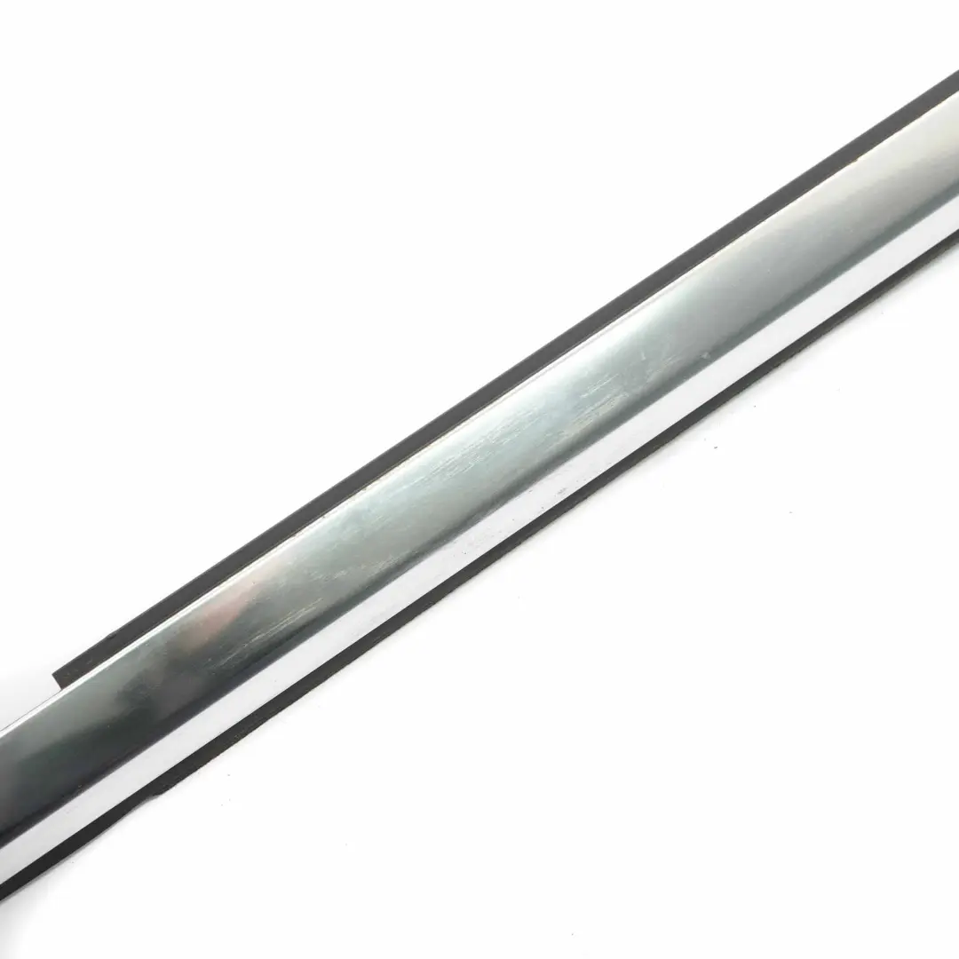 Mercedes W213 Listwa Szyby Drzwi Prawy Tył Chrom - SKU A2137300224 - Numer Części A2137300224