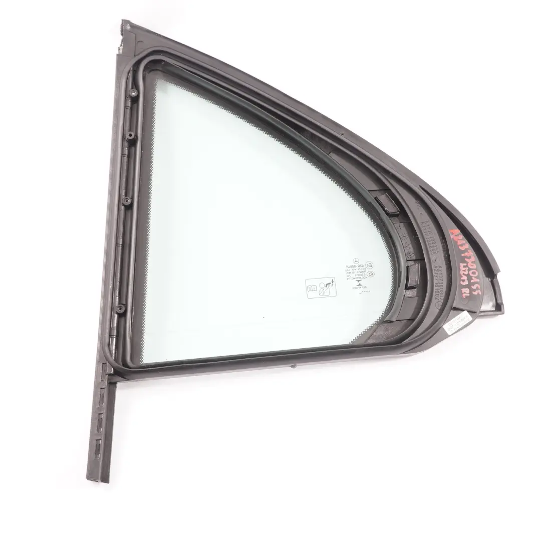 Mercedes W213 Cristal Puerta Trasera Derecha Cuarto Verde AS2 - SKU A2137300255 - Número de pieza A2137300255