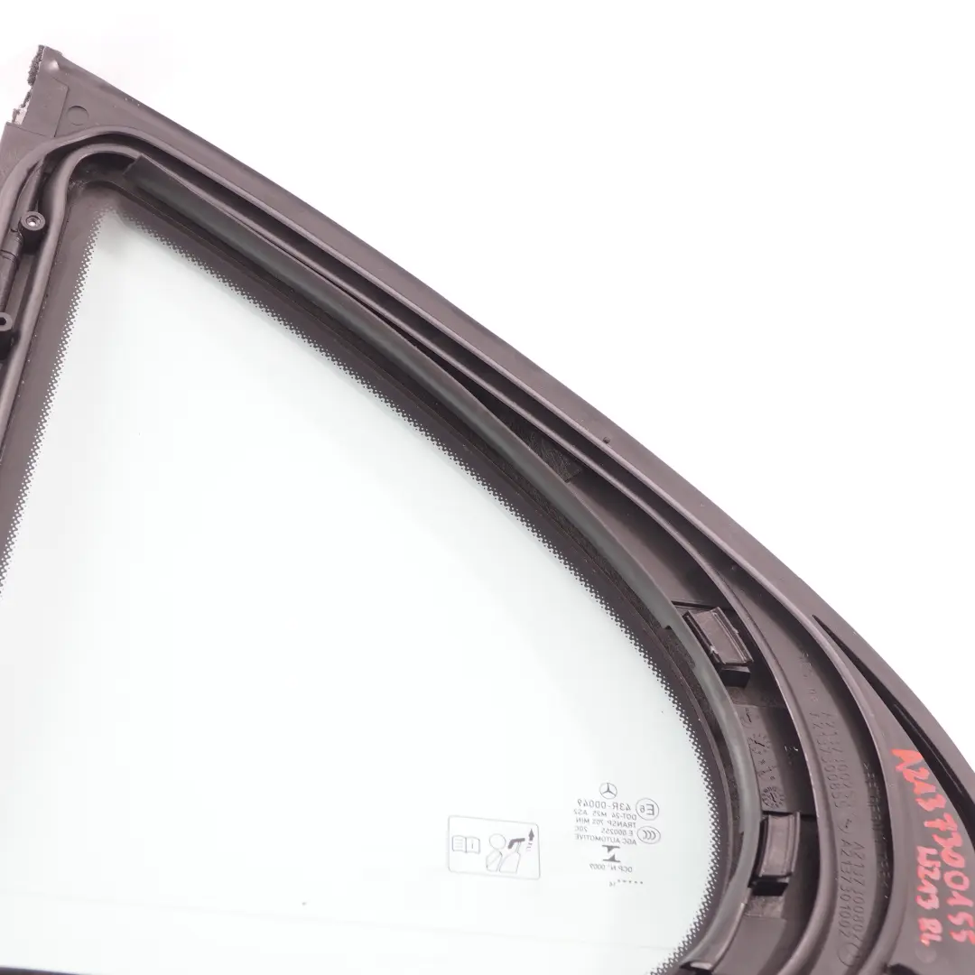 Mercedes W213 Cristal Puerta Trasera Derecha Cuarto Verde AS2 - SKU A2137300255 - Número de pieza A2137300255
