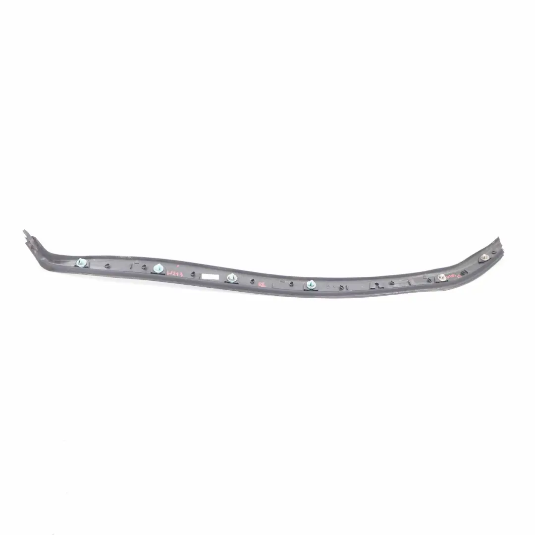 Mercedes W213 Tür dichtung Dichtung Führungsleiste hinten links - SKU A2137300302 - Teilenummer A2137300302