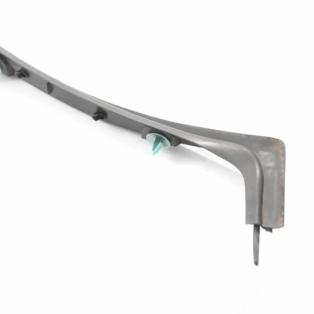 Mercedes W213 Guía sellado puerta trasera derecha Moldura sellado - SKU A2137300402 - Número de pieza A2137300402