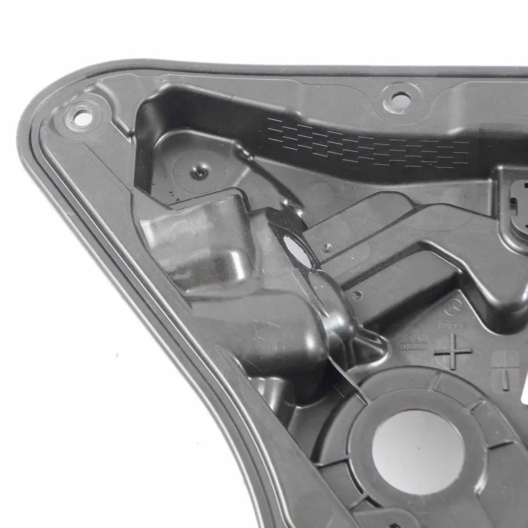 Mercedes W213 Lève vitre Régulateur Arrière Gauche Panneau Cadre - SKU A2137306705 - Numéro de pièce A2137306705
