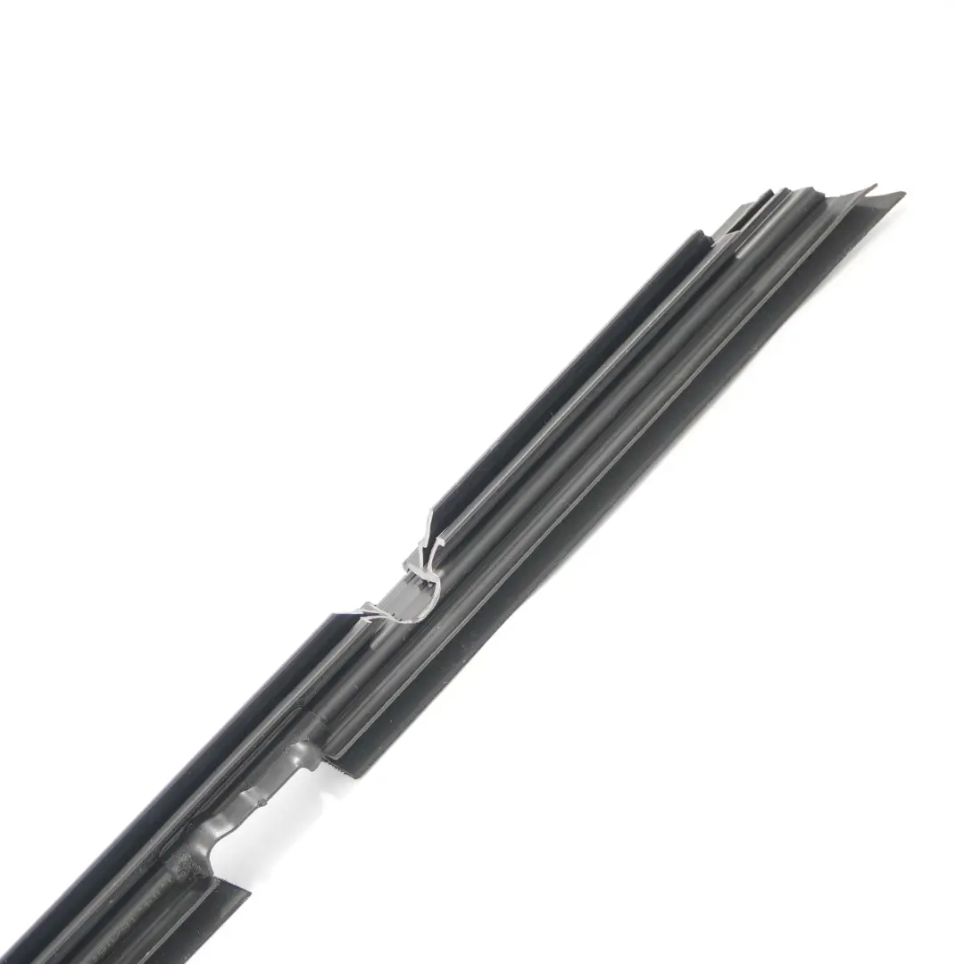 Mercedes W213 Fenster hinten links Tür verkleidung Leiste Dichtung - SKU A2137350765 - Teilenummer A2137350765