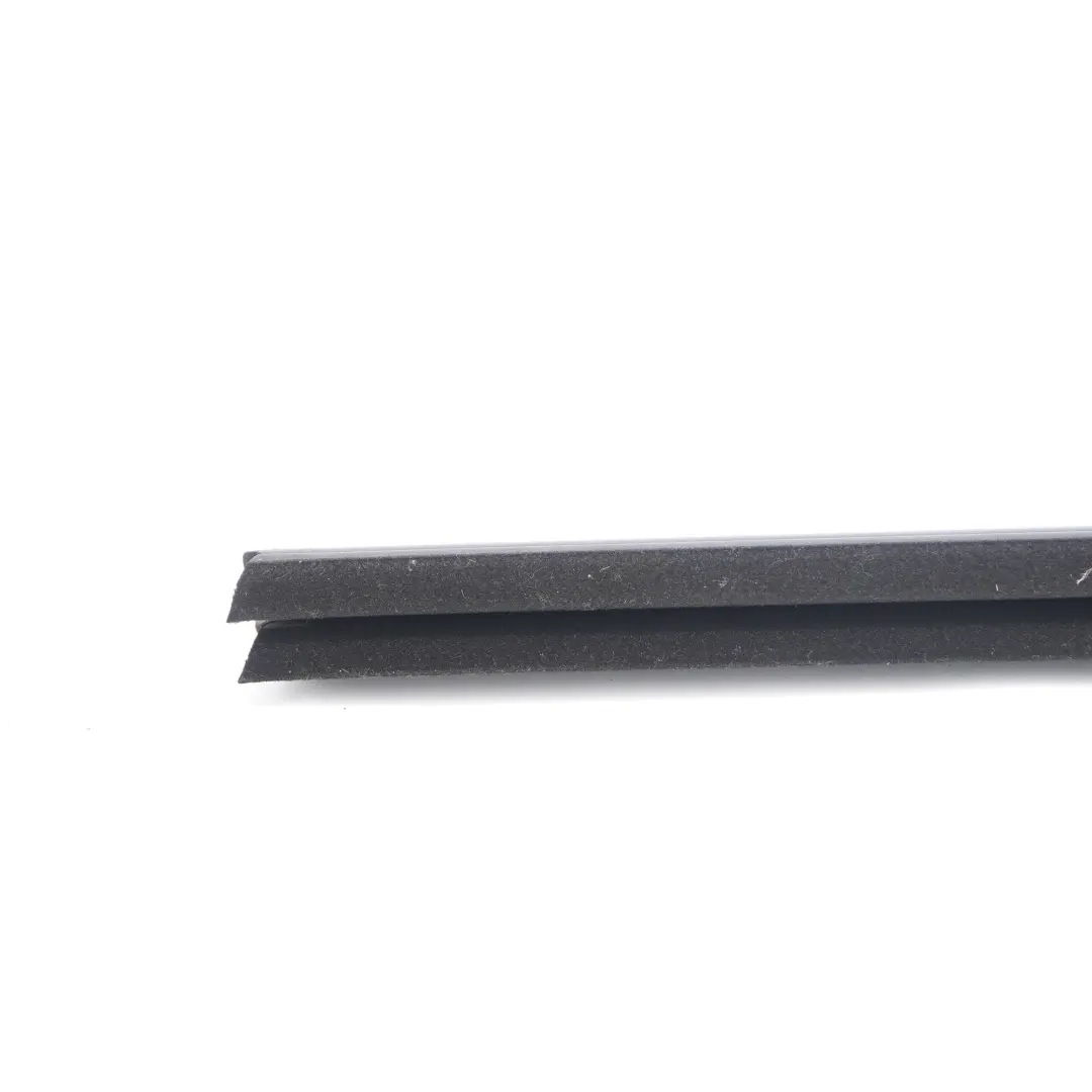 Mercedes W213 Fenster dichtung hinten rechts Tür verkleidung Streifen - SKU A2137350865 - Teilenummer A2137350865