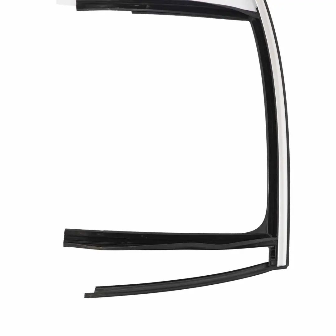 Mercedes W213 Guarnizione Porta Finestra Posteriore Destra Telaio Guida Cromo - SKU A2137357400 - Numero di parte A2137357400