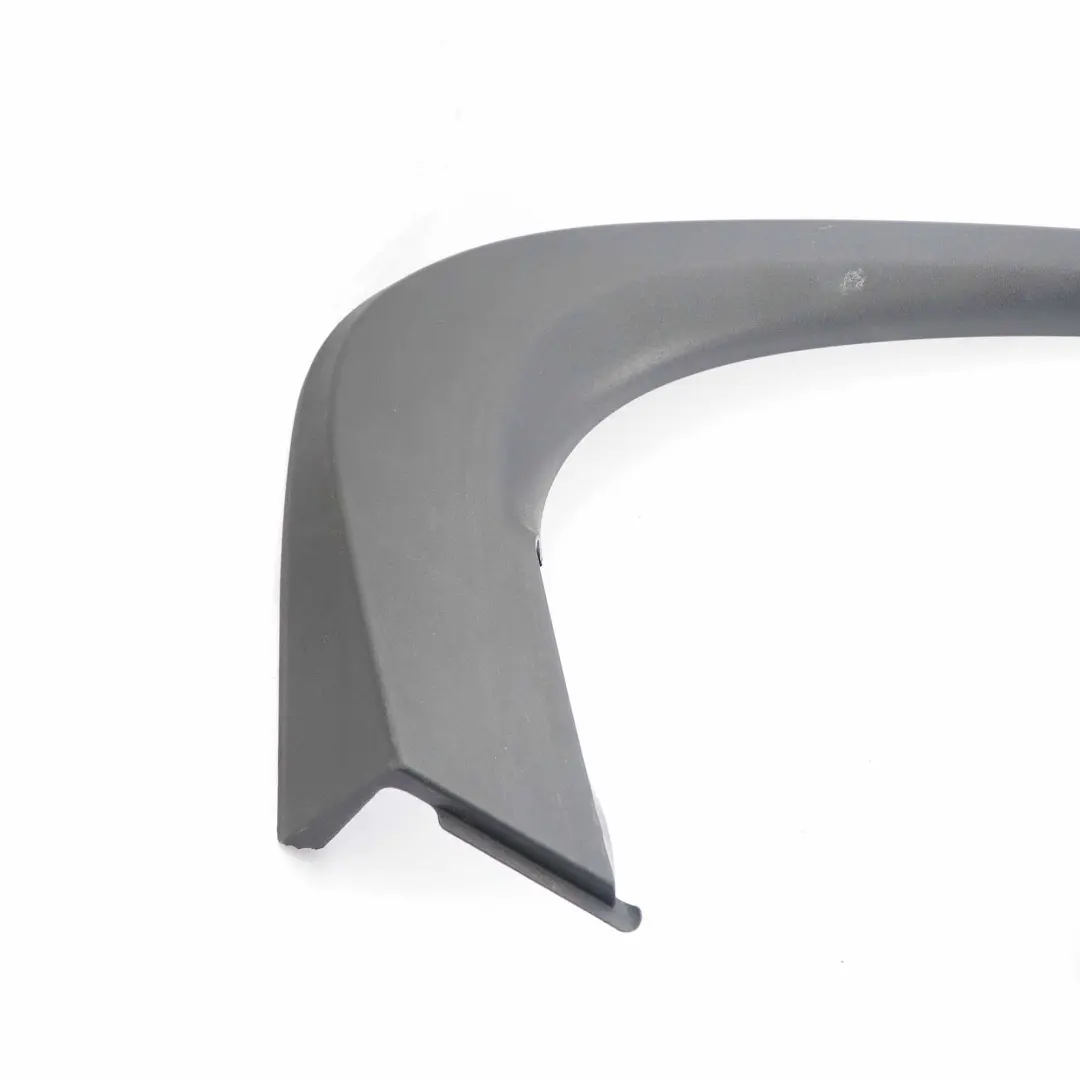 Mercedes W213 Cadre de Fenêtre Arrière Gauche Garniture de Porte - SKU A2137370100 - Numéro de pièce A2137370100