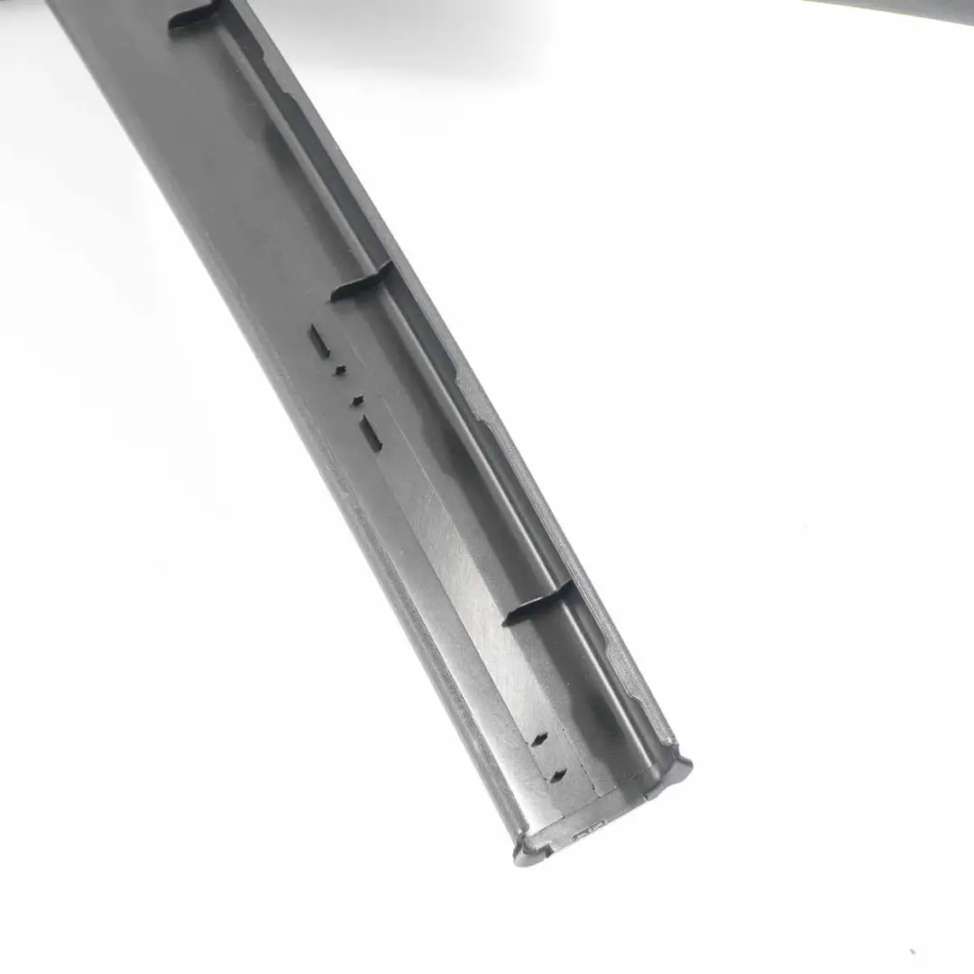 Mercedes W213 Abdeckung Fensterrahmen hinten links Tür verkleidung - SKU A2137370100 - Teilenummer A2137370100
