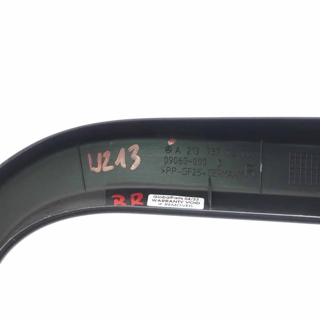 Ventana Trasera Derecha Revestimiento Puerta para Mercedes W213 Marco con número de pieza A2137370200 Mercedes W213 Marco Ventana Trasera Derecha Revestimiento Puerta - SKU A2137370200 - Número de pieza A2137370200