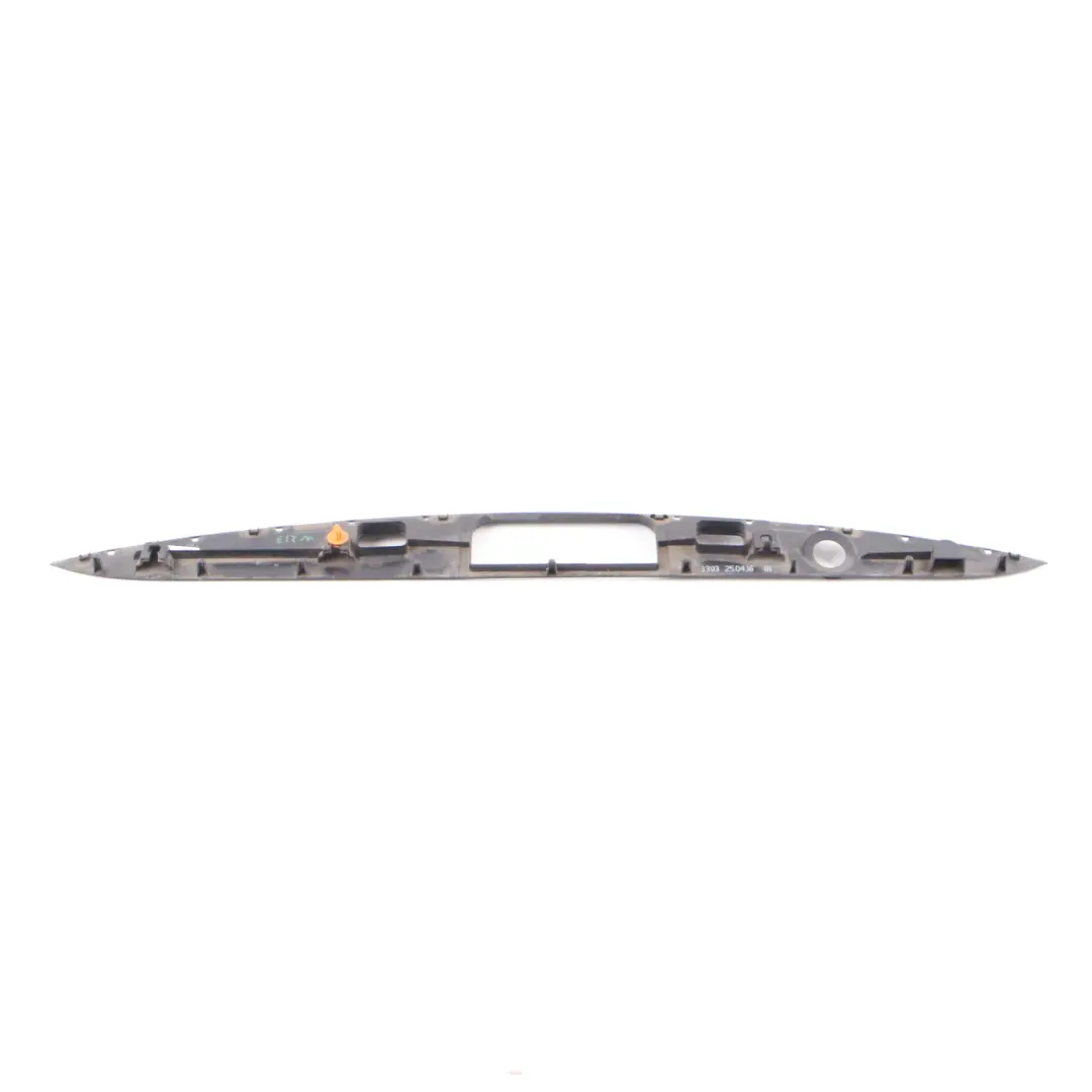 Mercedes W213 Boot Trunk Lid Tailgate Handle Opener Trim Panel Cover - SKU A2137500000 - Número de pieza A2137500000