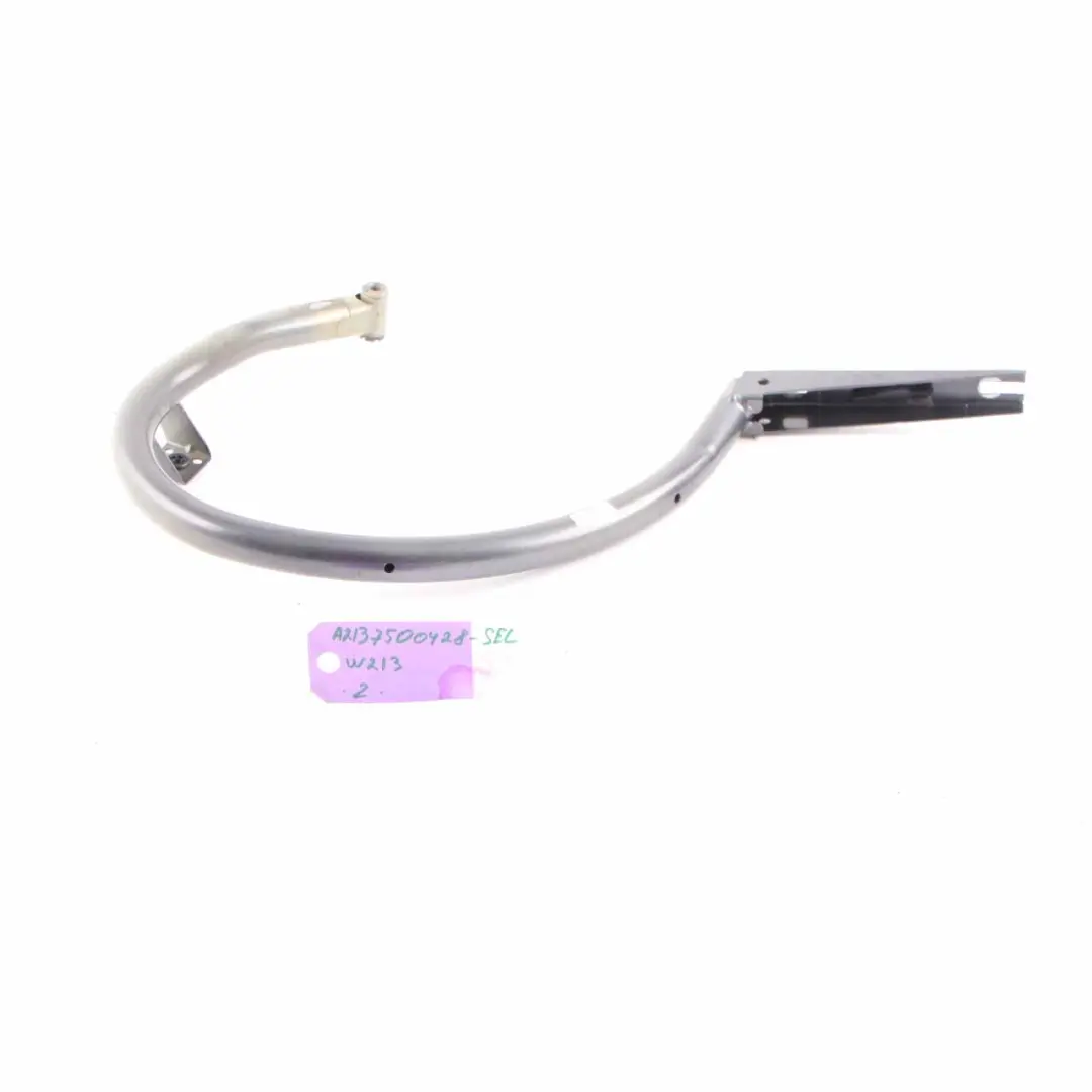 Couvercle charnière hayon droit - 992 pour Mercedes W213 à propos du numéro de pièce A2137500428 Mercedes W213 Couvercle charnière hayon droit - 992 - SKU A2137500428-OB - Numéro de pièce A2137500428