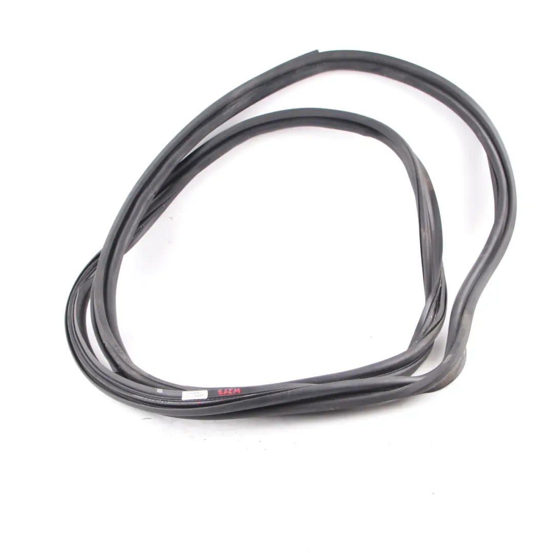 Mercedes W213 Portellone posteriore Guarnizione Striscia tenuta A2137500098 - SKU A2137508000 - Numero di parte A2137508000