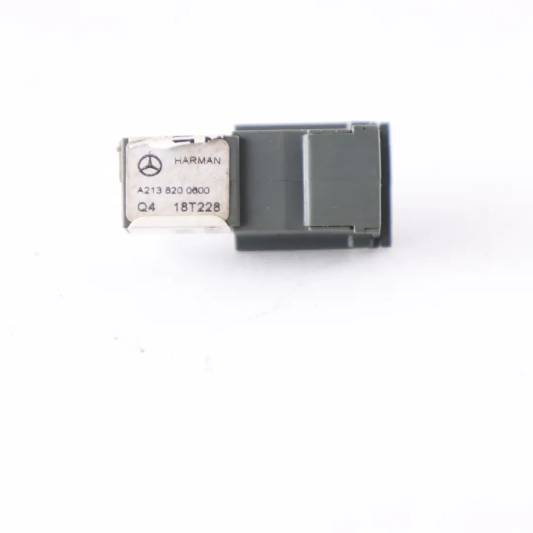 Microphone Avant Mains Libres pour Mercedes W177 W205 C205 à propos du numéro de pièce A2138200600 Mercedes W177 W205 C205 Microphone Avant Mains Libres - SKU A2138200600 - Numéro de pièce A2138200600