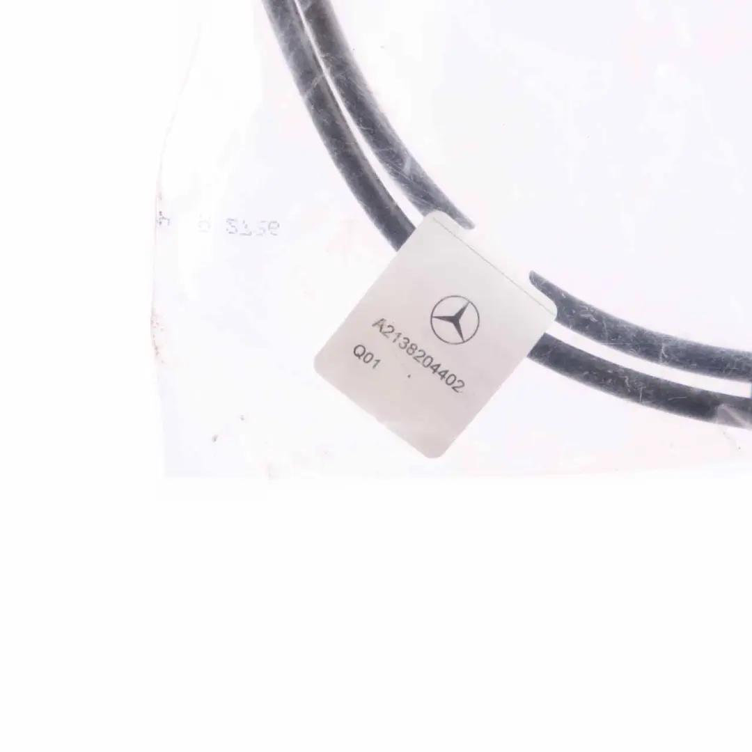 USB Cable Mercedes W176 W212 W213 W222 Connection Media Interface to with Part number A2138204402 USB Cable Mercedes W176 W212 W213 W222 Connection Media Interface - SKU A2138204402 - Part number A2138204402