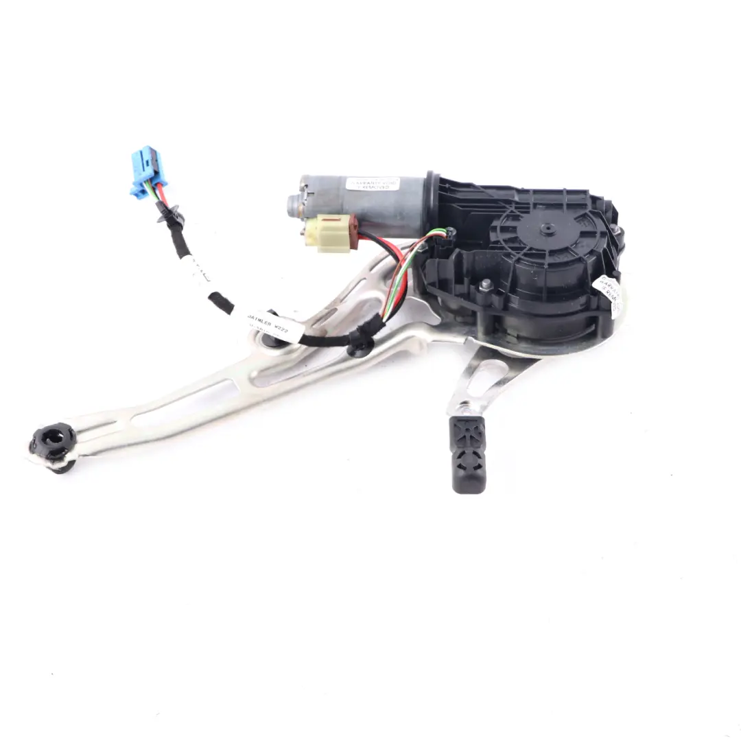 Trunk Lid Motor Mechanism Remote Boot Closing Actuator to Mercedes W213 with Part number A2138205903 Mercedes W213 Trunk Lid Motor Mechanism Remote Boot Closing Actuator - SKU A2138205903 - Part number A2138205903