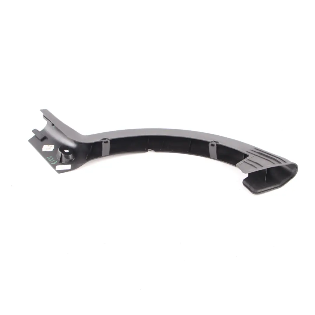 Coperchio cerniera baule posteriore destro Trim per Mercedes W213 con numero di parte A2138211089 Mercedes W213 Coperchio cerniera baule posteriore destro Trim - SKU A2138211089 - Numero di parte A2138211089