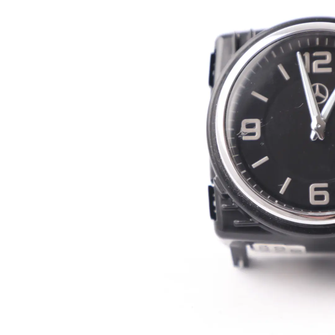 Consola Central Salpicadero Reloj para Mercedes W205 W213 C238 con número de pieza A2138272000 Mercedes W205 W213 C238 Consola Central Salpicadero Reloj - SKU A2138272000-1 - Número de pieza A2138272000