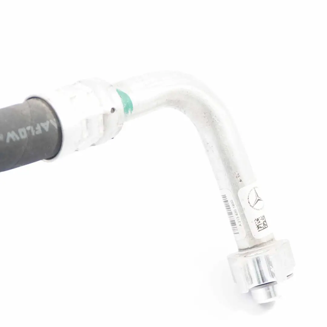 OM654 Przewód Wąż Klimatyzacji do Mercedes W213 o numerze A2138301900 Mercedes W213 OM654 Przewód Wąż Klimatyzacji - SKU A2138301900 - Numer Części A2138301900