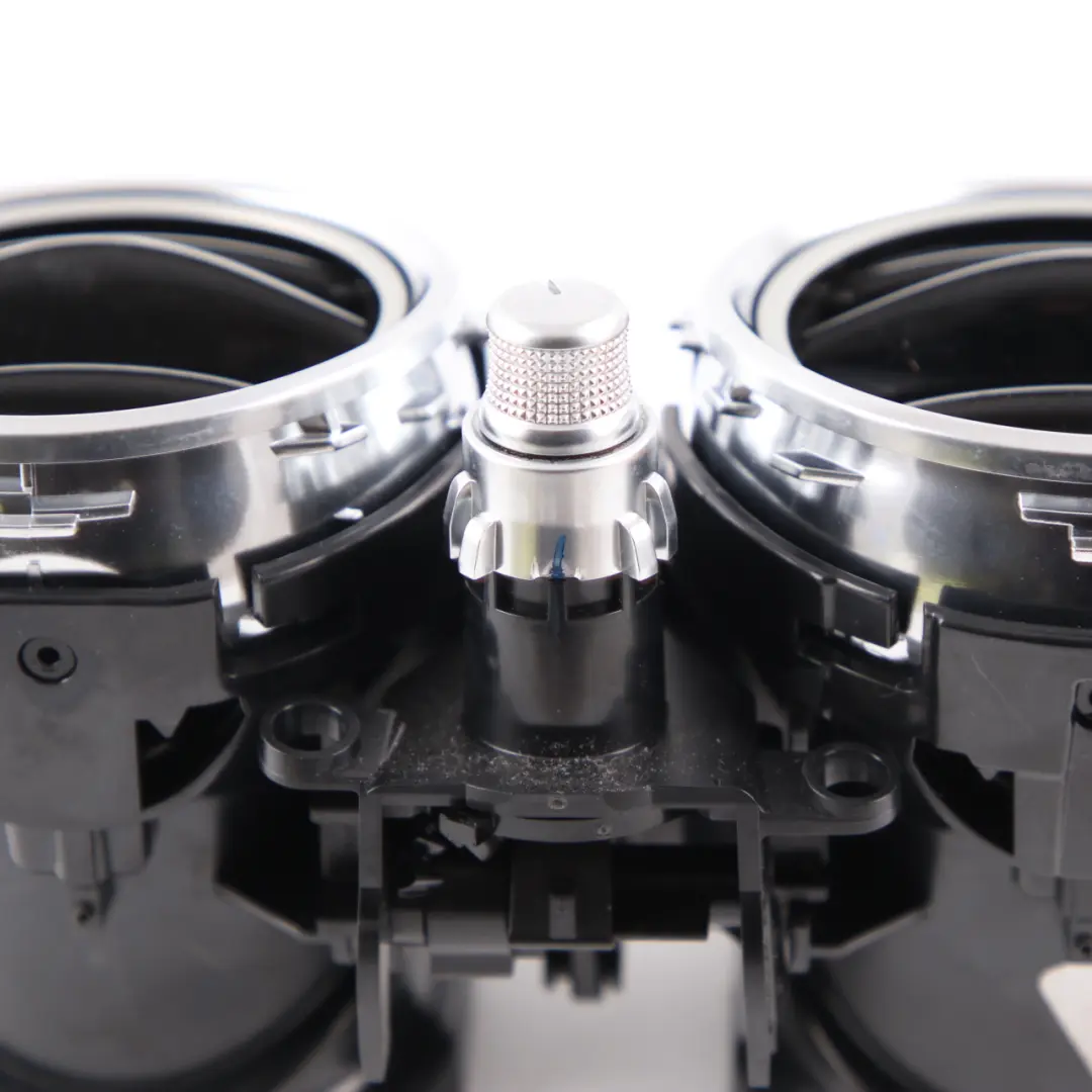 Vent Trim Dashboard Kühler Grill Düse Links für Mercedes W213 S213 Air mit Teilenummer A2138307700 Mercedes W213 S213 Air Vent Trim Dashboard Kühler Grill Düse Links - SKU A2138307700 - Teilenummer A2138307700