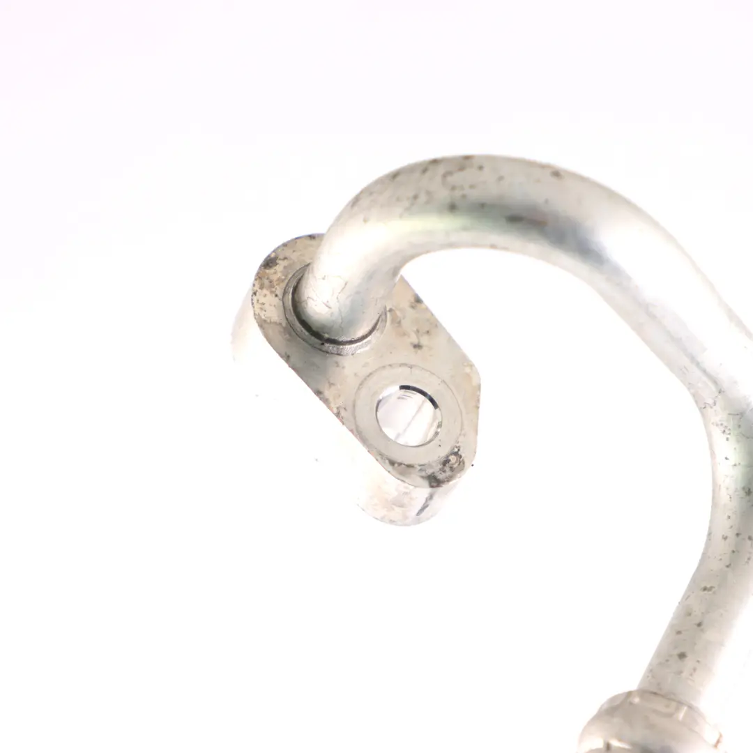 A/C Tuyau de réfrigérant du compresseur au condenseur pour Mercedes W213 à propos du numéro de pièce A2138308604 Mercedes W213 A/C Tuyau de réfrigérant du compresseur au condenseur - SKU A2138308604 - Numéro de pièce A2138308604