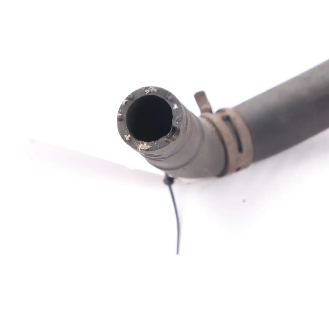 Tuyau De Refroidissement D'Eau Du Moteur pour Mercedes W213 à propos du numéro de pièce A2138309000 Mercedes W213 Tuyau De Refroidissement D'Eau Du Moteur - SKU A2138309000 - Numéro de pièce A2138309000