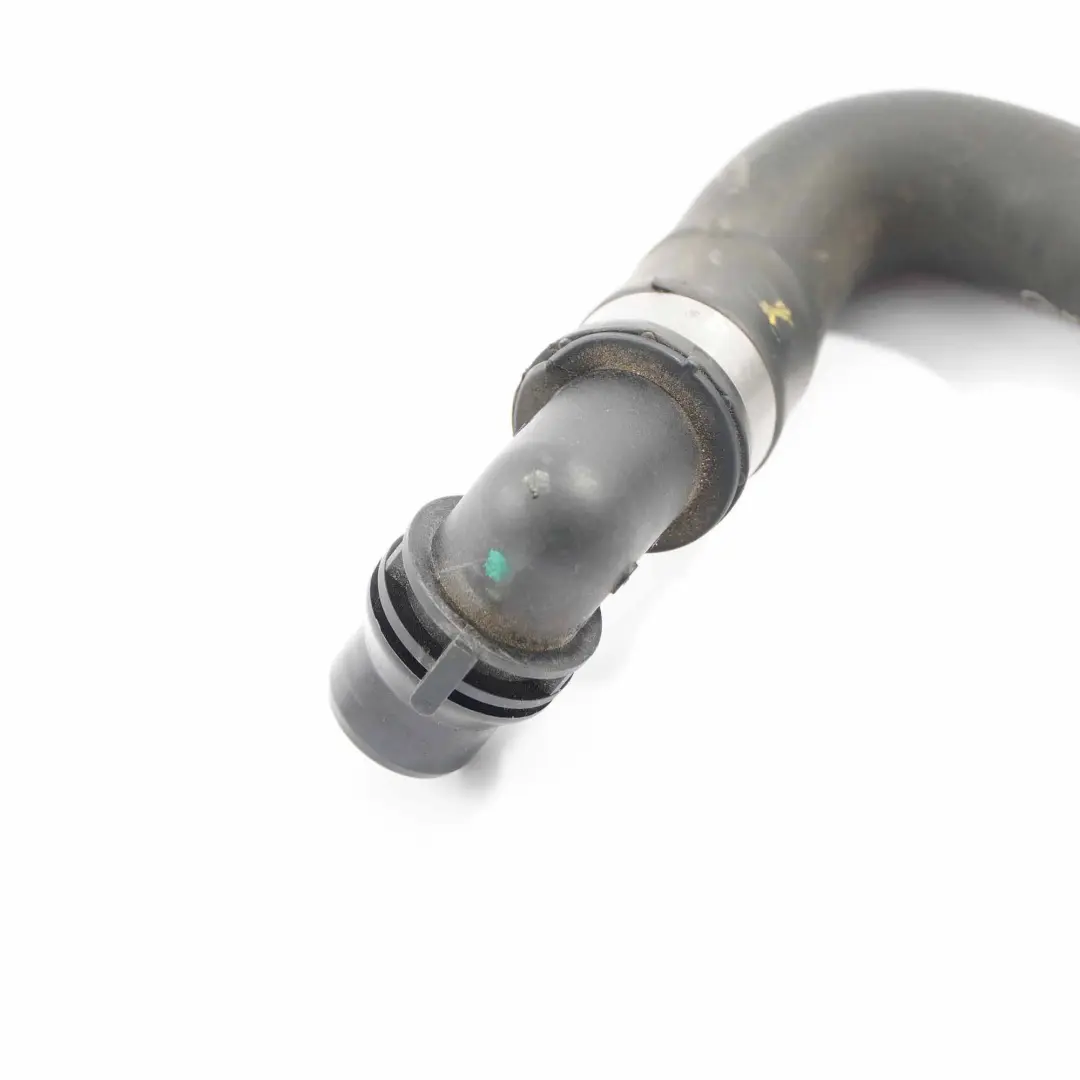 Tuyau refroidissement de l'eau Tuyau EGR A2138308900 pour Mercedes W213 Diesel à propos du numéro de pièce A2138309305 Mercedes W213 Diesel Tuyau refroidissement de l'eau Tuyau EGR A2138308900 - SKU A2138309305 - Numéro de pièce A2138309305