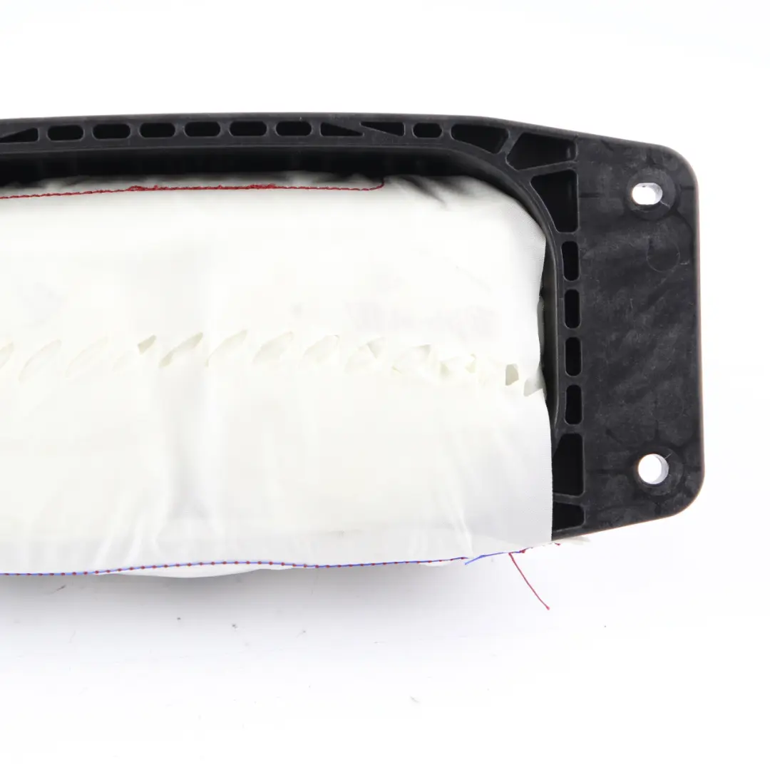Mercedes W213 Airbag Passenger Side Front Dashboard Air Bag - SKU A2138600202 - Numéro de pièce A2048601200