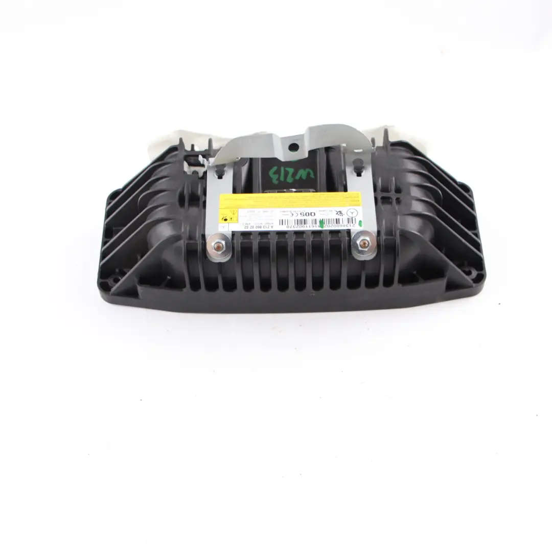 Mercedes W213 Airbag Passenger Side Front Dashboard Air Bag - SKU A2138600202 - Numéro de pièce A2048601200