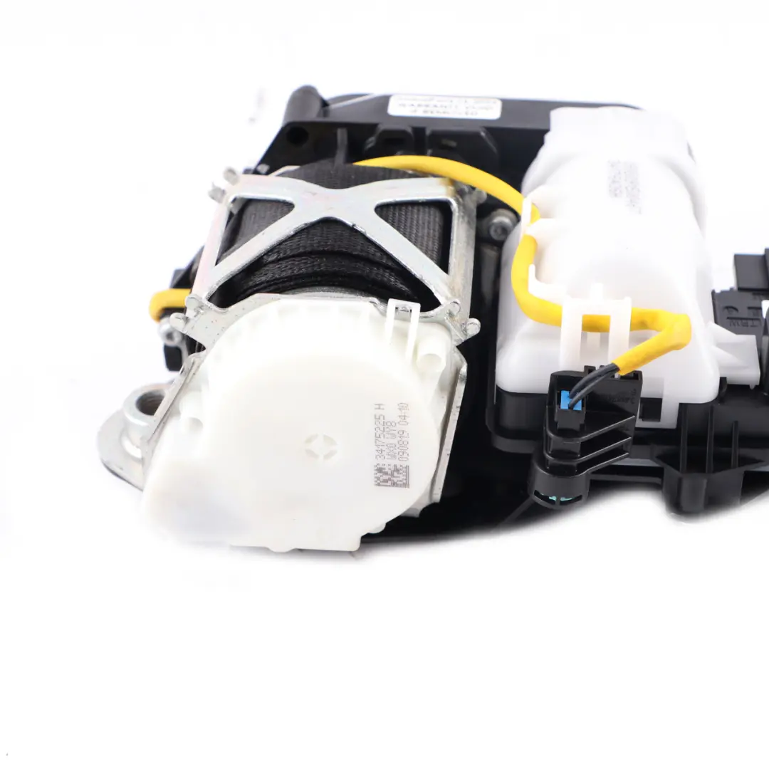 Cintura Di Sicurezza Anteriore Sinistra Nero per Mercedes W213 con numero di parte A2138600601 Mercedes W213 Cintura Di Sicurezza Anteriore Sinistra Nero - SKU A2138600601 - Numero di parte A2138600601