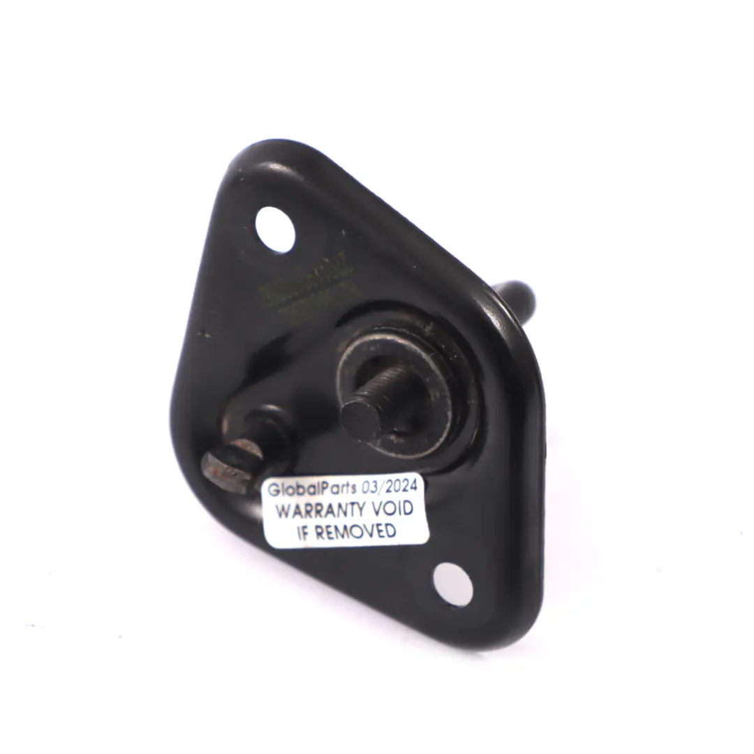 Staffa del fermo Serratura del cofano per Mercedes W213 C238 con numero di parte A2138802502 Mercedes W213 C238 Staffa del fermo Serratura del cofano - SKU A2138802502 - Numero di parte A2138802502