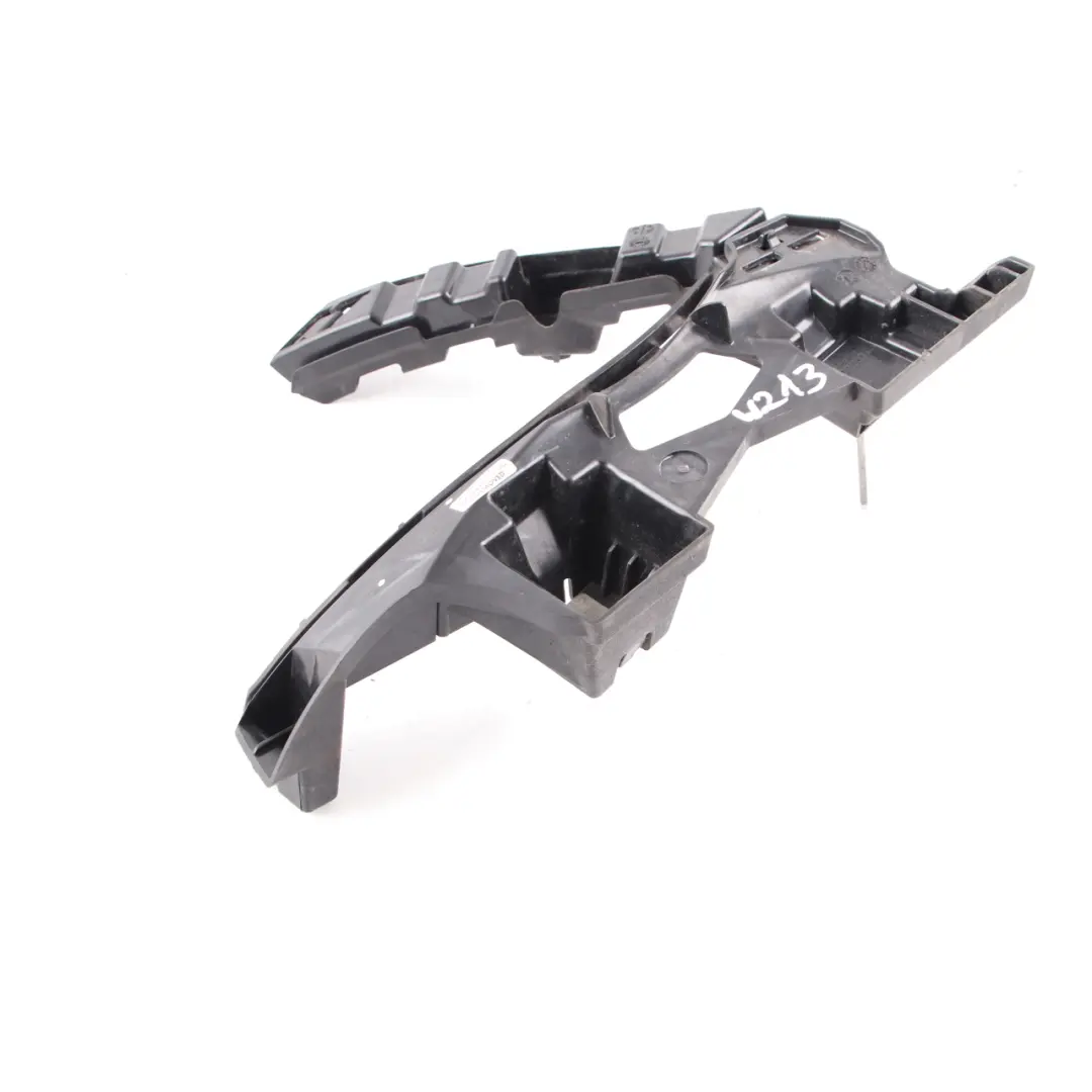 Mercedes W213 Guide pare-chocs arrière gauche Support montage - SKU A2138850065 - Numéro de pièce A2138850065
