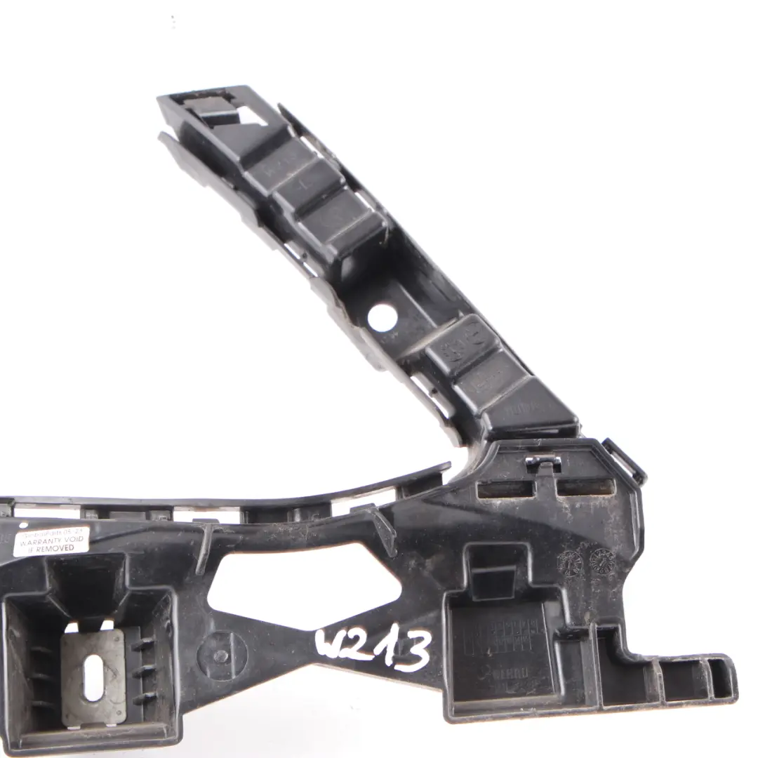 Ślizg Mocowanie Zderzaka Tył Lewy do Mercedes W213 o numerze A2138850065 Mercedes W213 Ślizg Mocowanie Zderzaka Tył Lewy - SKU A2138850065 - Numer Części A2138850065